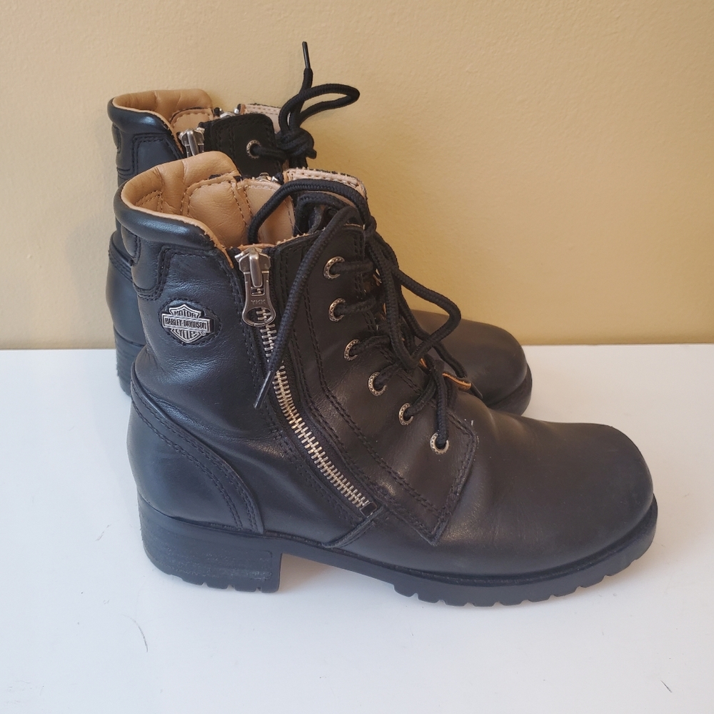 Harley Davidson motorcycle boots. Black leather mens size 6
